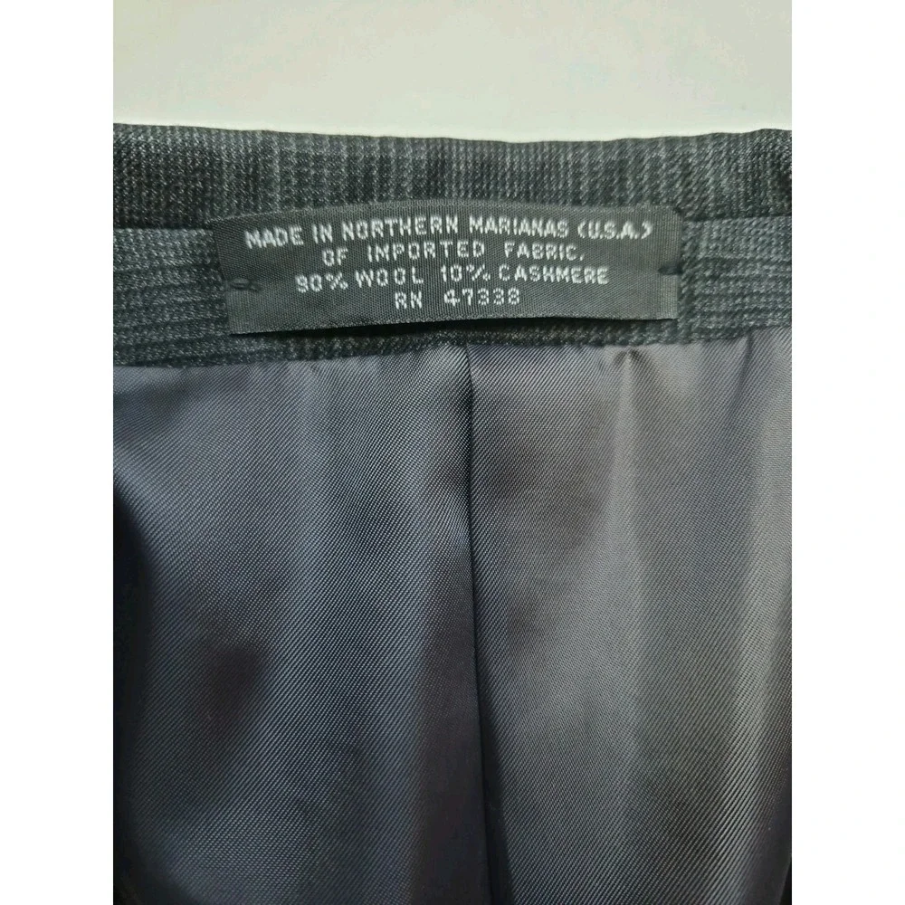 Jones New York Mens 40R Wool Cashmere Sport Coat Gray Plaid 2 Button Blazer USA
